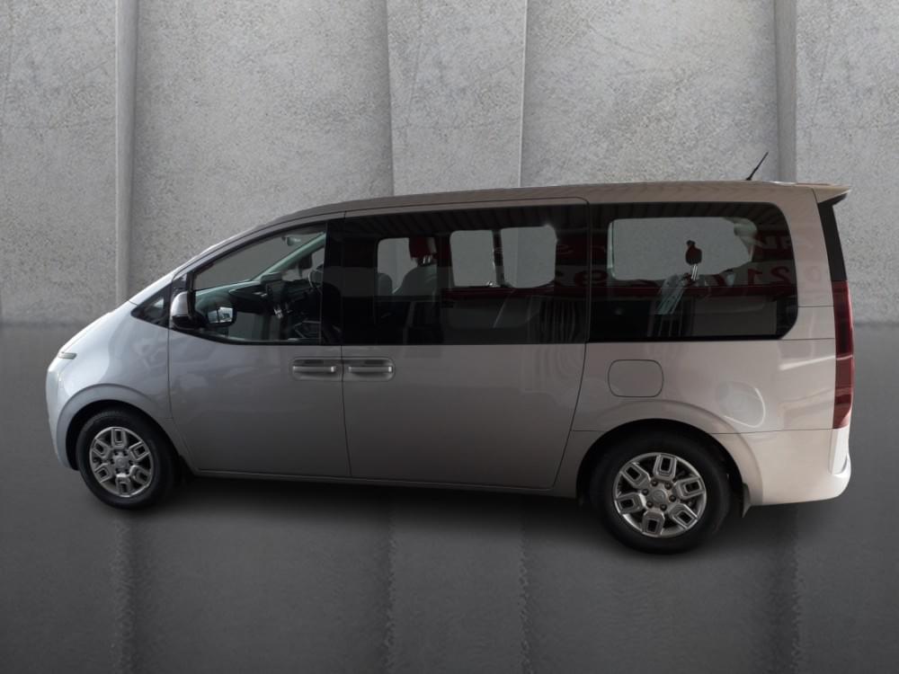Hyundai Staria 2.2D Executive 9 Seater At