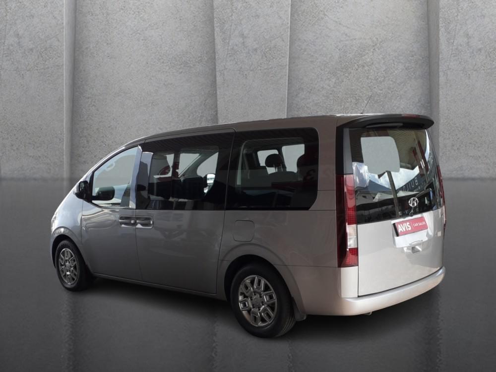 Hyundai Staria 2.2D Executive 9 Seater At