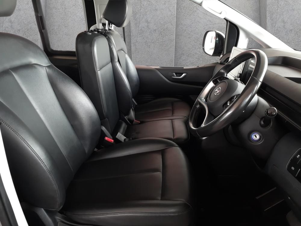 Hyundai Staria 2.2D Executive 9 Seater At