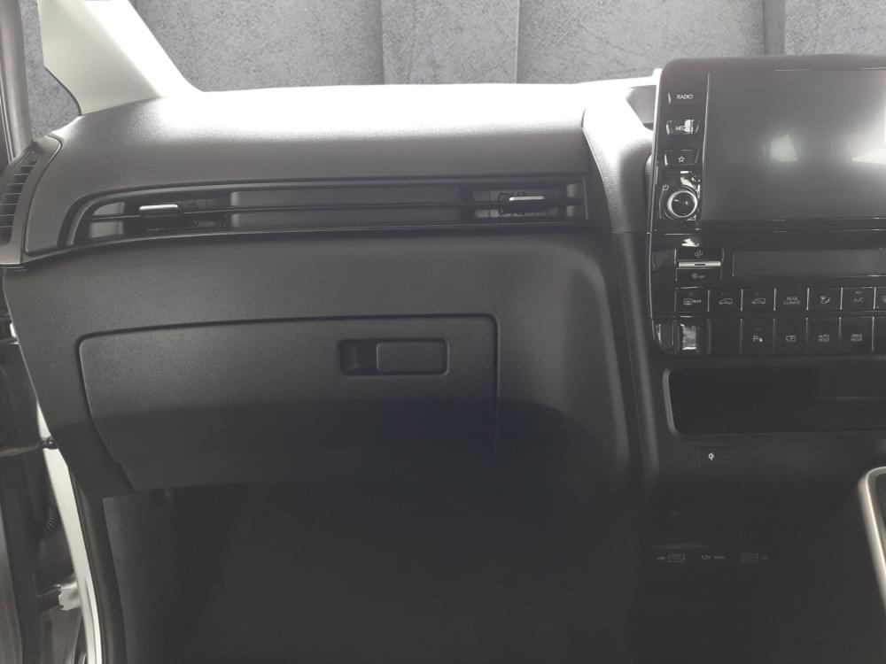 Hyundai Staria 2.2D Executive 9 Seater At