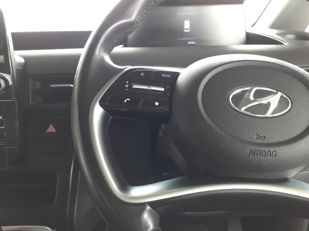 Hyundai Staria 2.2D Executive 9 Seater At