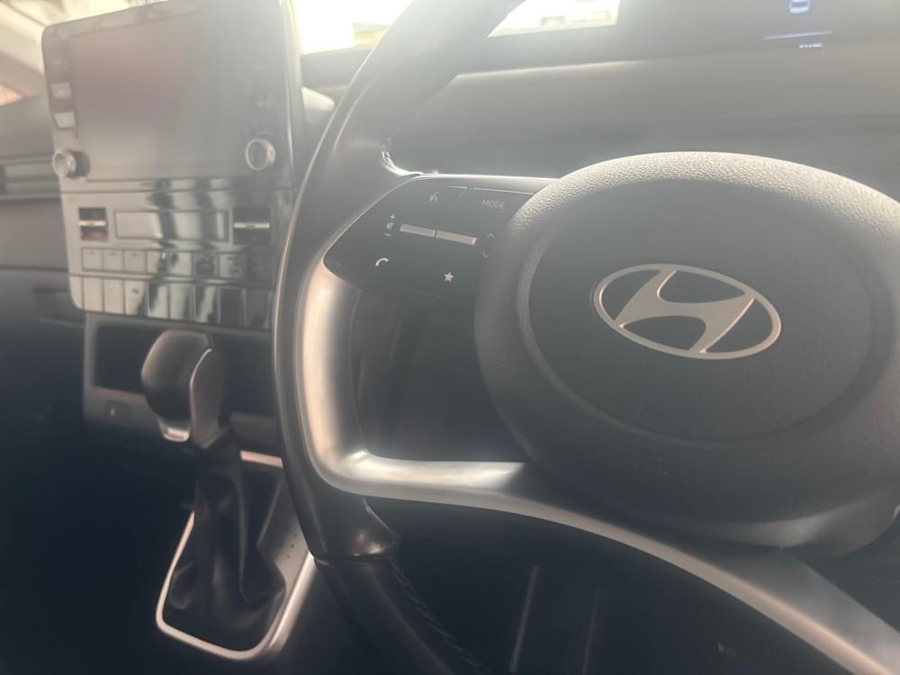 Hyundai Staria 2.2D Executive 9 Seater At