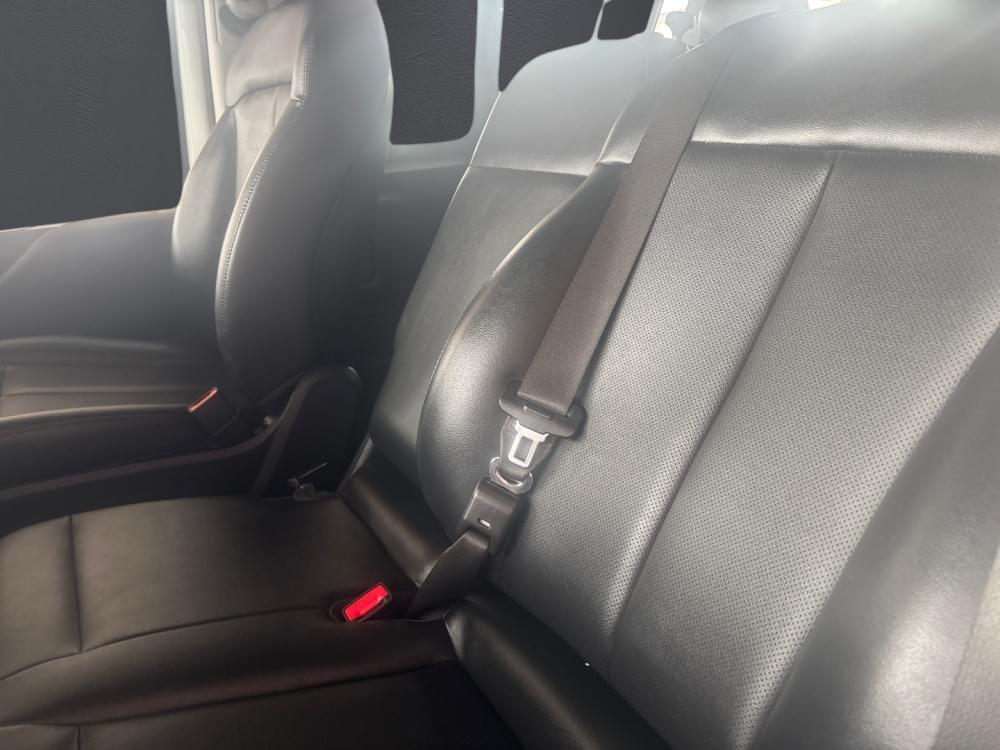 Hyundai N/A 2.2D Executive 9 Seater At