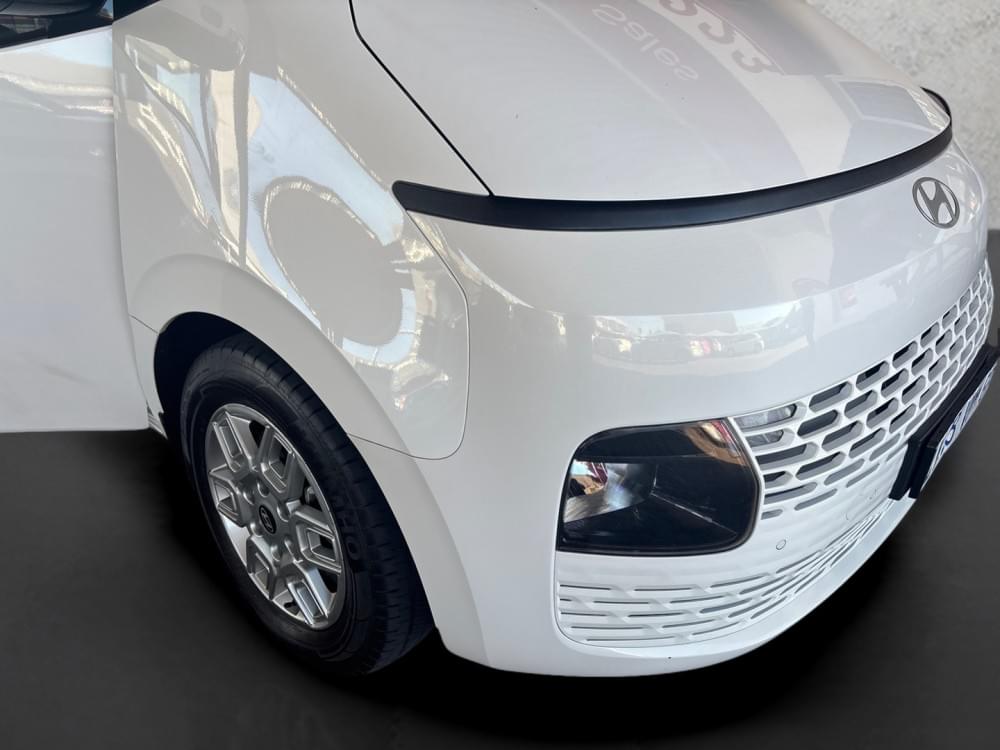 Hyundai Staria 2.2D Executive 9 Seater At