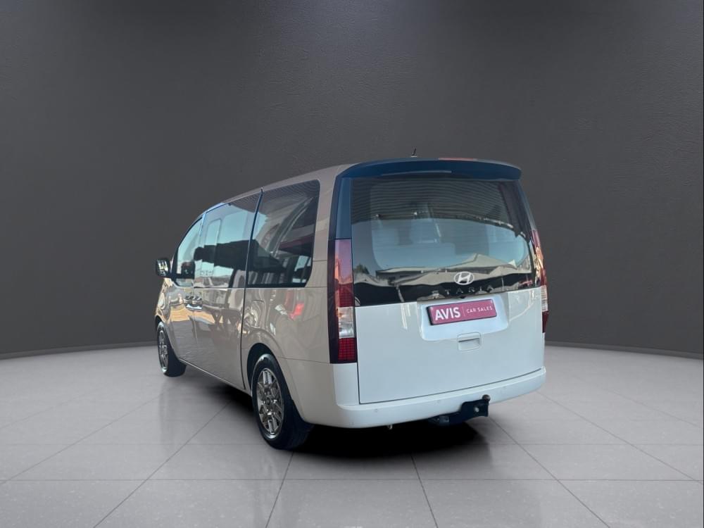 Hyundai Staria 2.2D Executive 9 Seater At