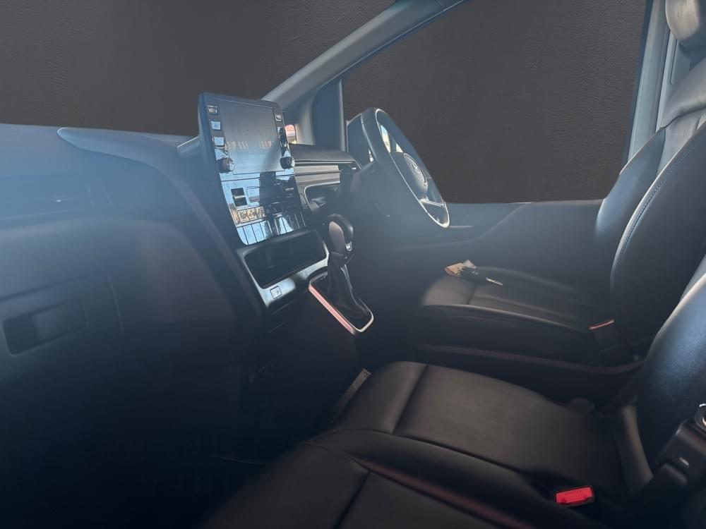 Hyundai Staria 2.2D Executive 9 Seater At