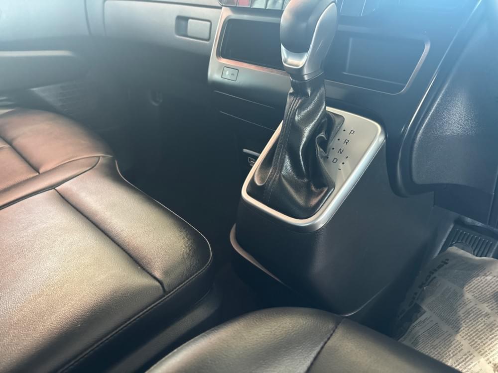 Hyundai Staria 2.2D Executive 9 Seater At