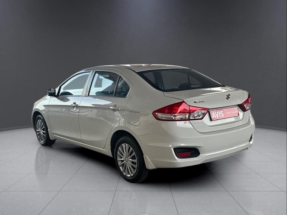 Suzuki N/A 1.5 Gl At