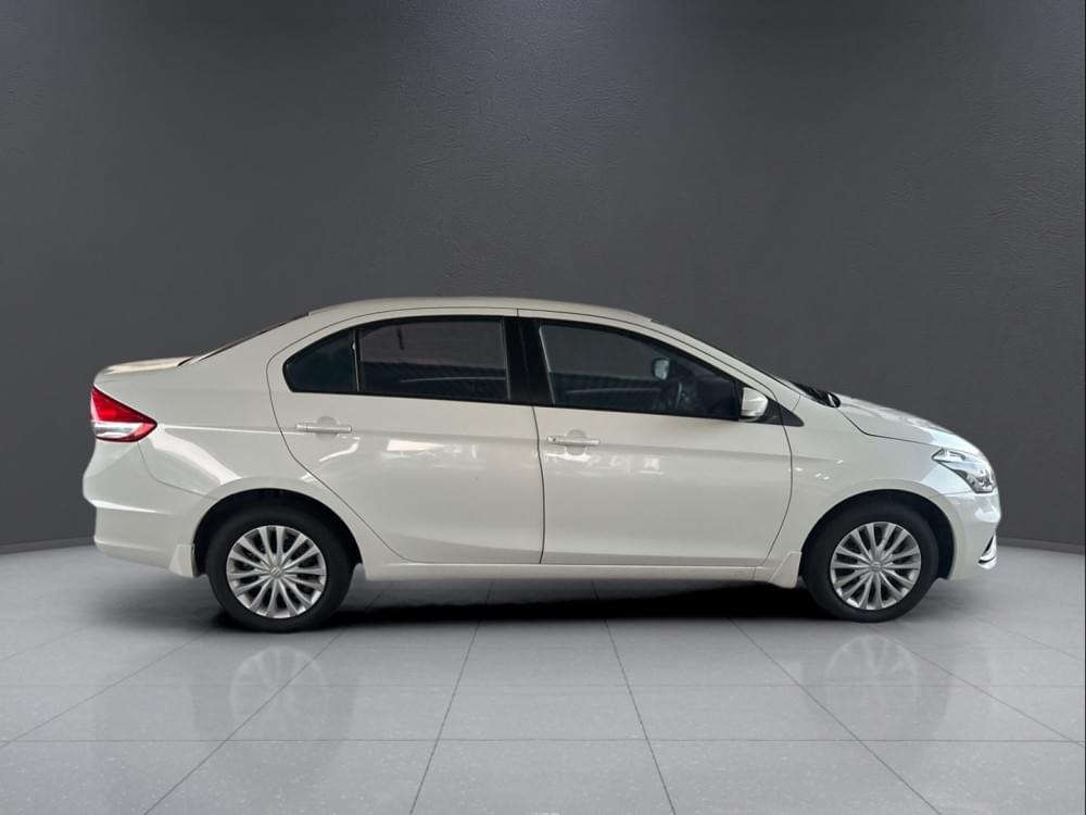 Suzuki N/A 1.5 Gl At