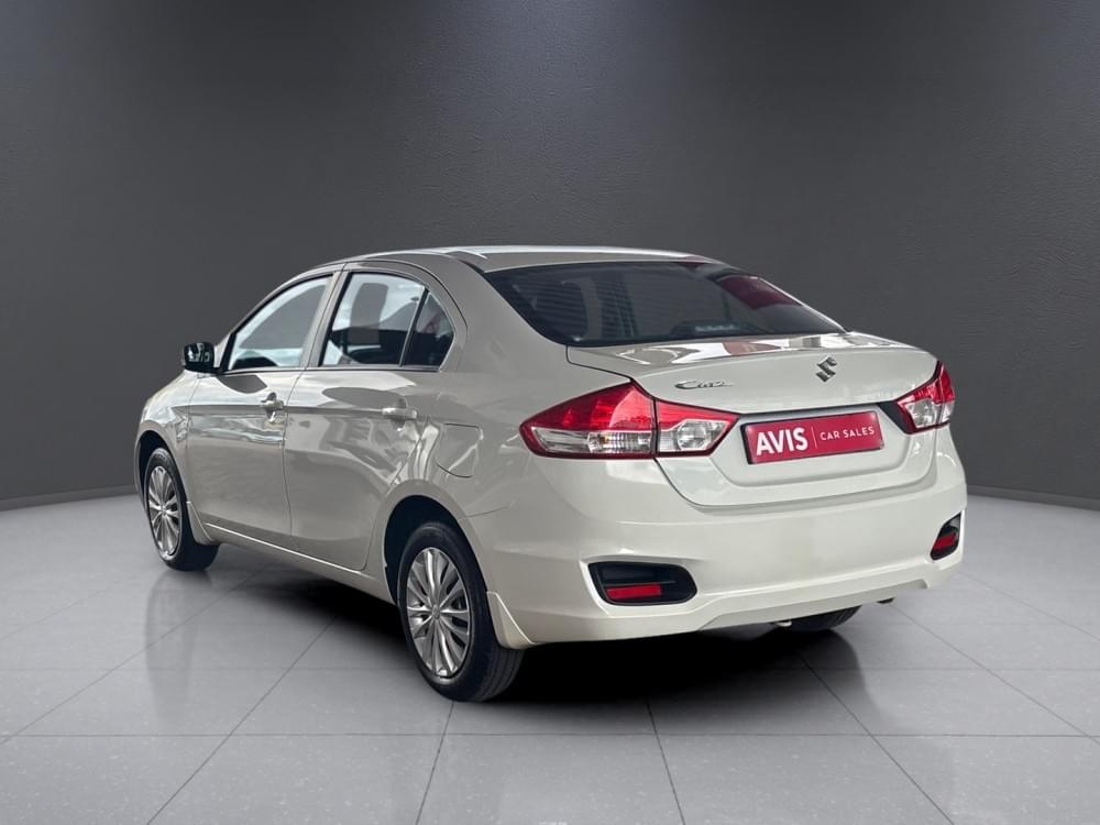 Suzuki N/A 1.5 Gl At