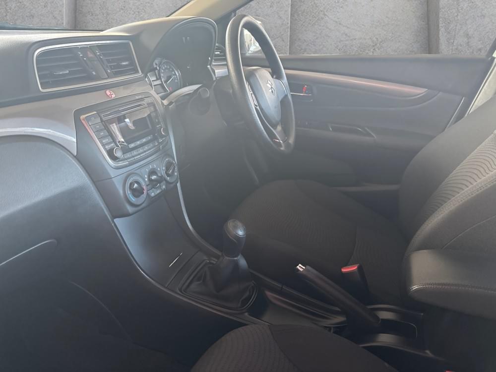 Suzuki Ciaz 1.5 Gl