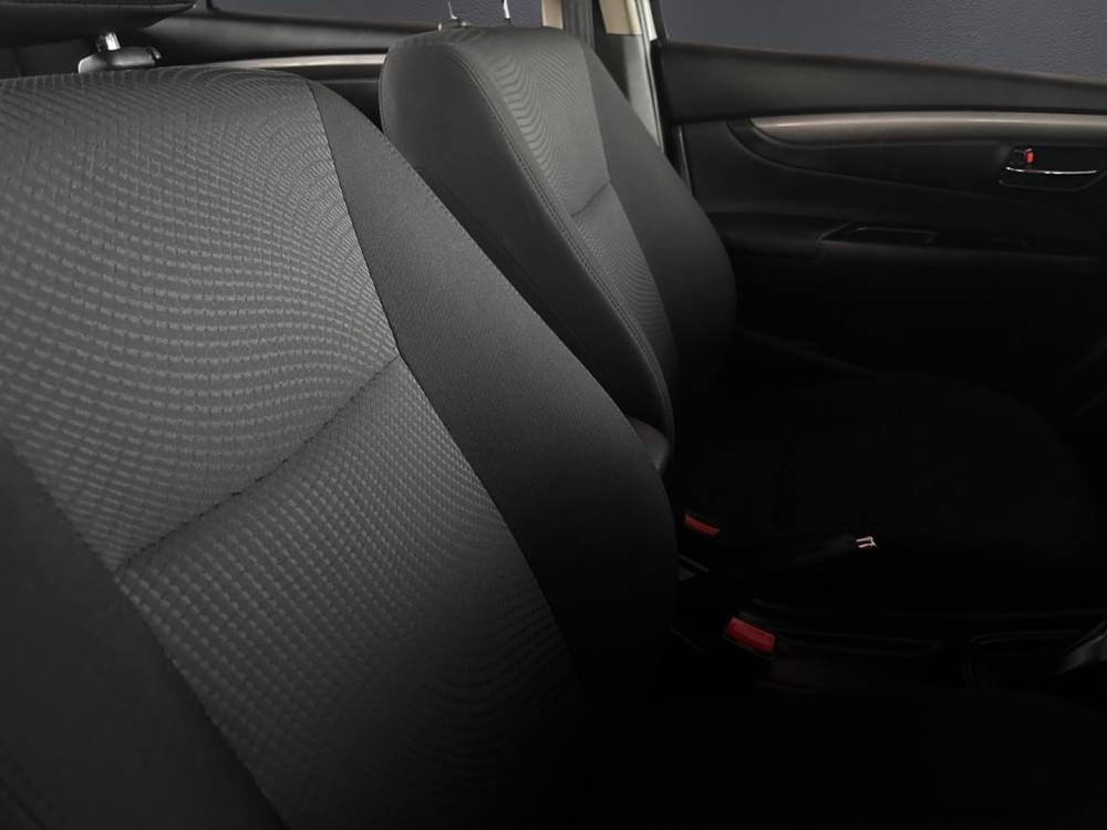 Suzuki N/A 1.5 Gl At