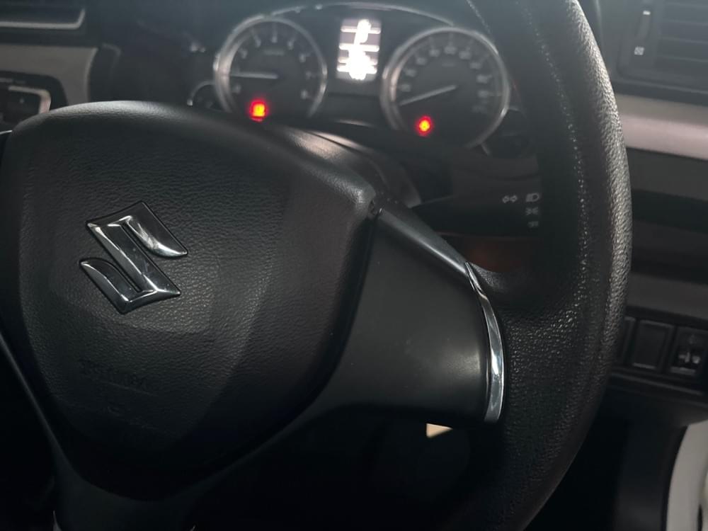 Suzuki N/A 1.5 Gl At