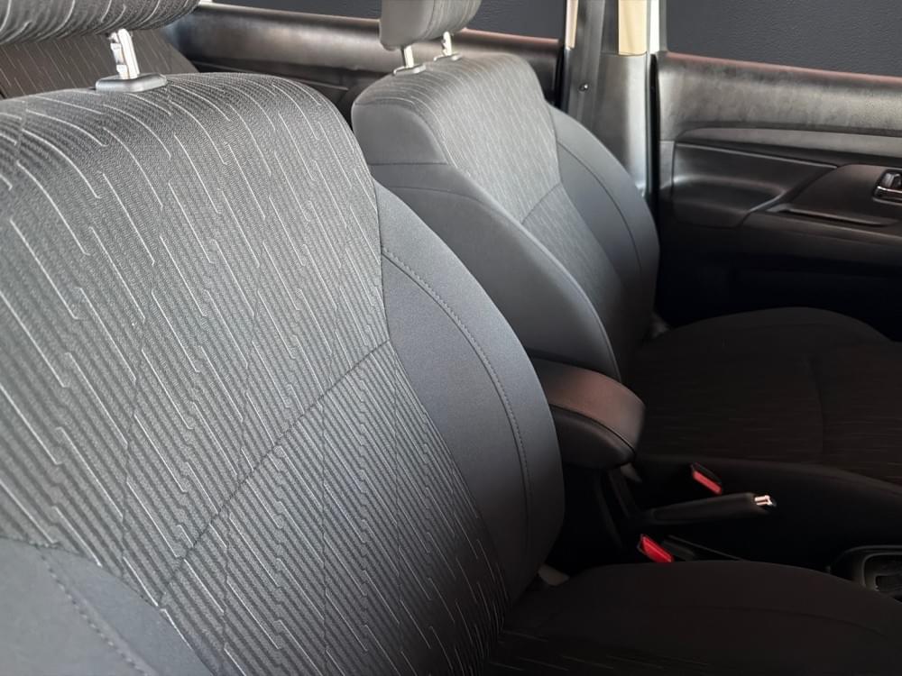 Suzuki N/A 1.5 Gl At