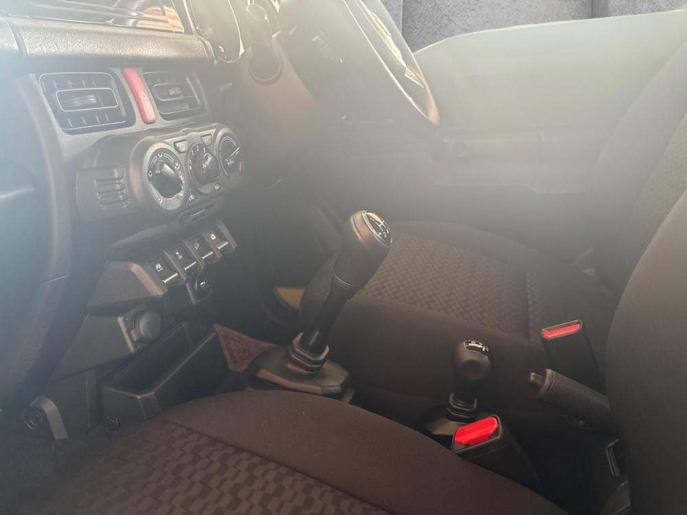 Suzuki Jimny 1.5 Gl