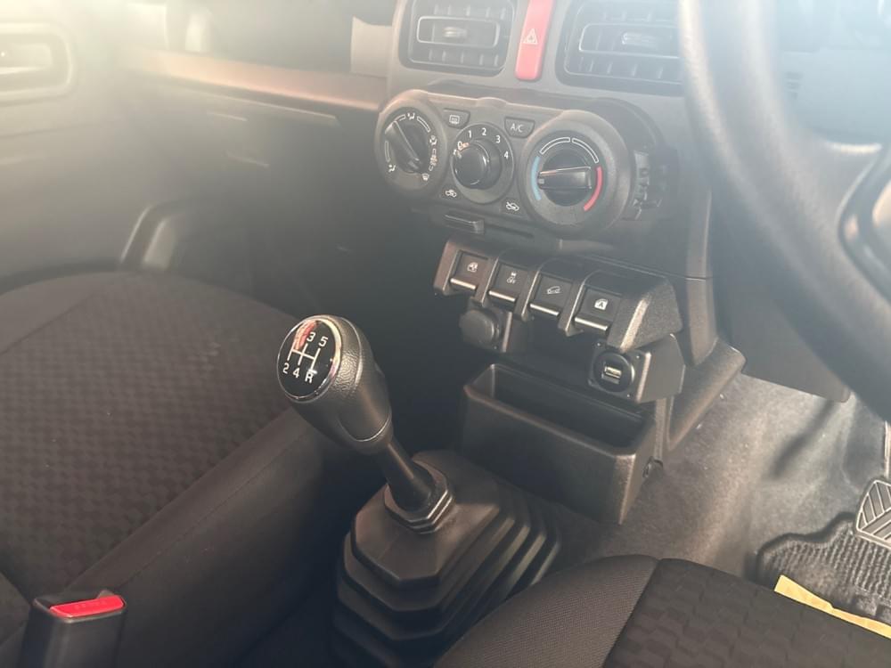 Suzuki Jimny 1.5 Gl