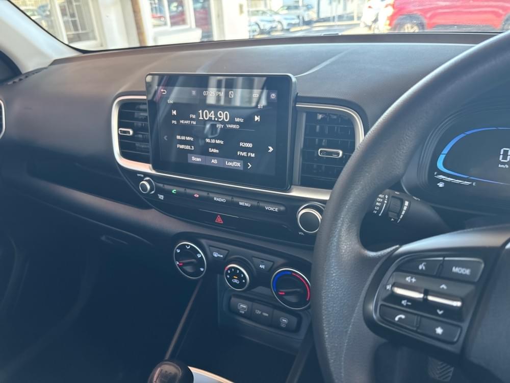 Hyundai Venue 1.0 Tgdi Motion Dct Infotainment