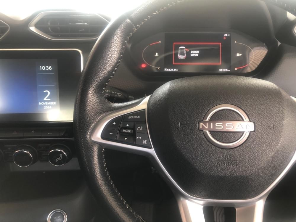 Nissan Magnite 1.0 Acenta Plus Cvt Oled