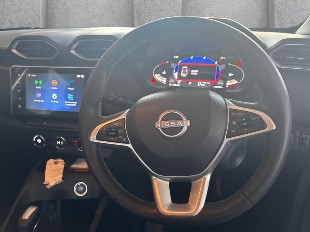 Nissan Magnite 1.0 Acenta Plus Cvt Oled