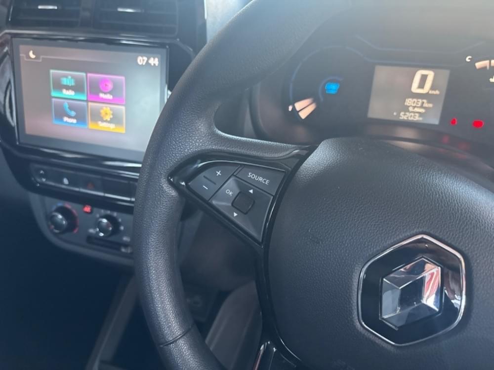 Renault Kwid 1.0 Techno