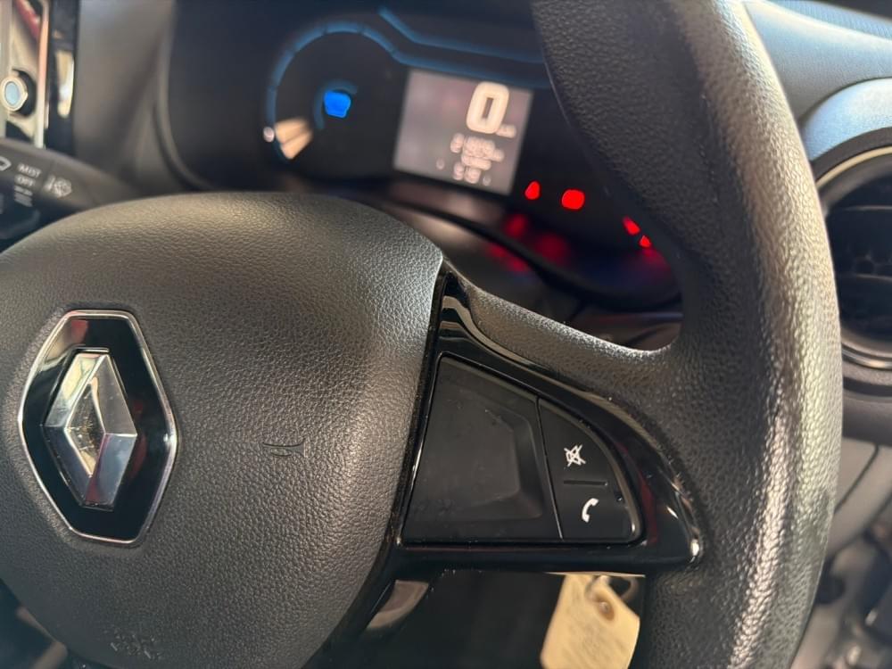 Renault N/A 1.0 Techno