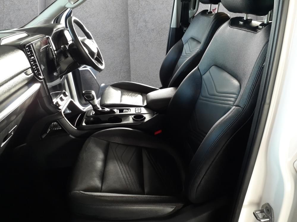 Ford Everest 2.0 Xlt 4X4 At