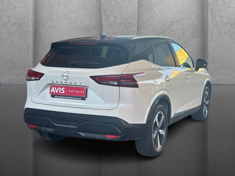 Nissan Qashqai 1.3T Acenta Xtronic 2-Tone