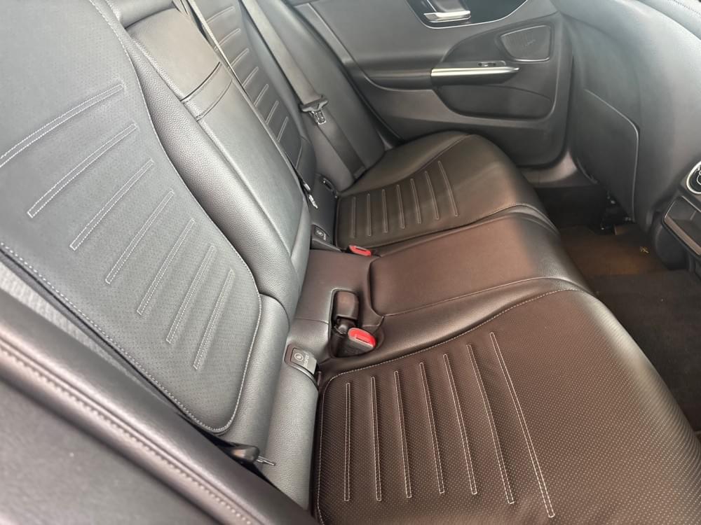 Mercedes Benz C-Class Sedan 200