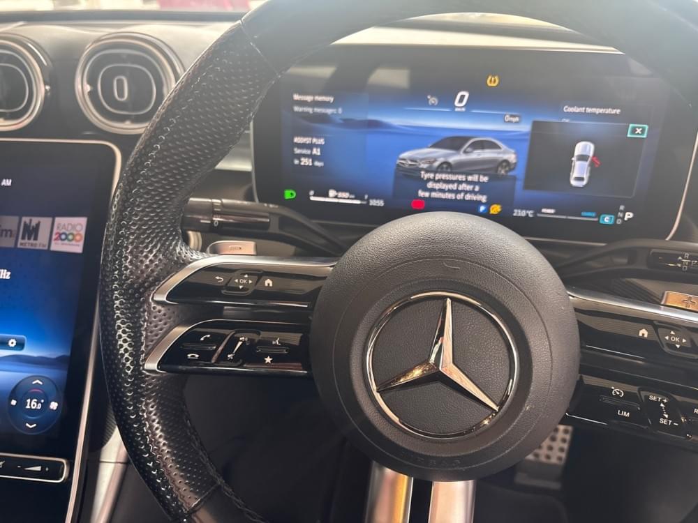 Mercedes Benz C-Class Sedan 200