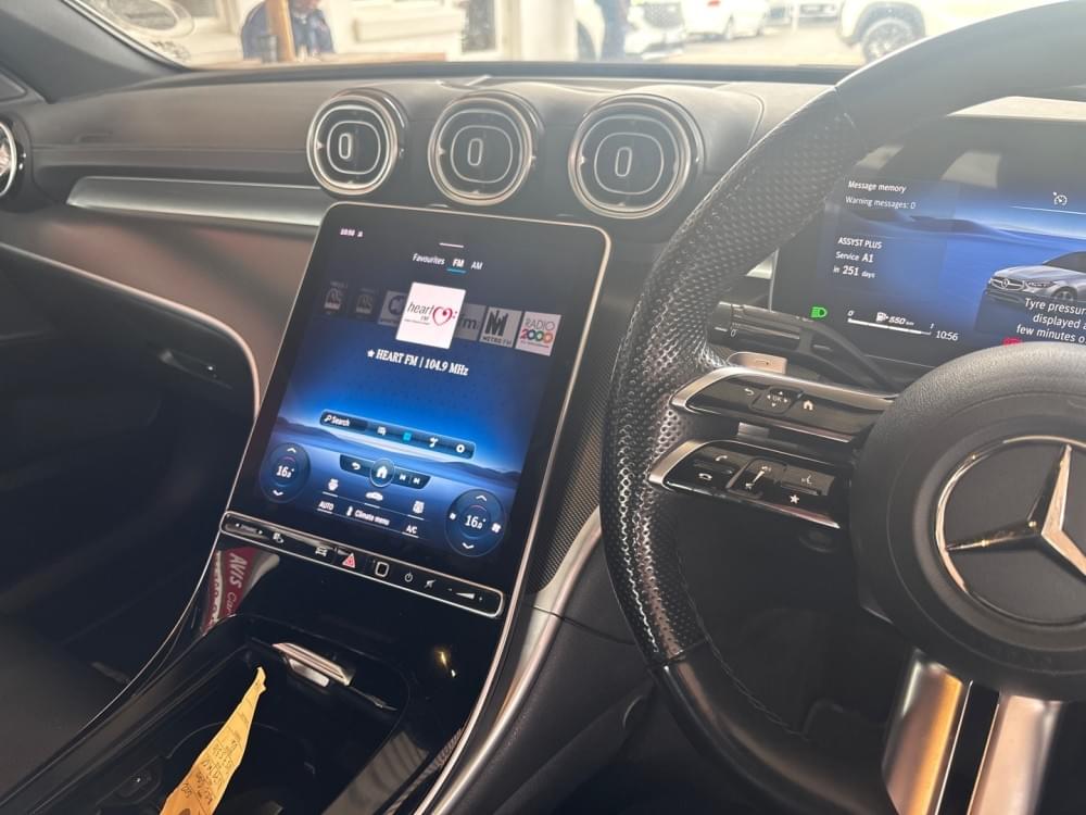 Mercedes Benz C-Class Sedan 200