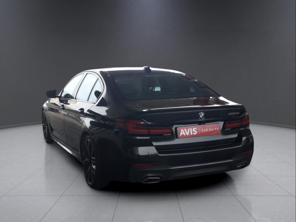 Bmw 5 Series Sedan 520D M Sport Steptronic
