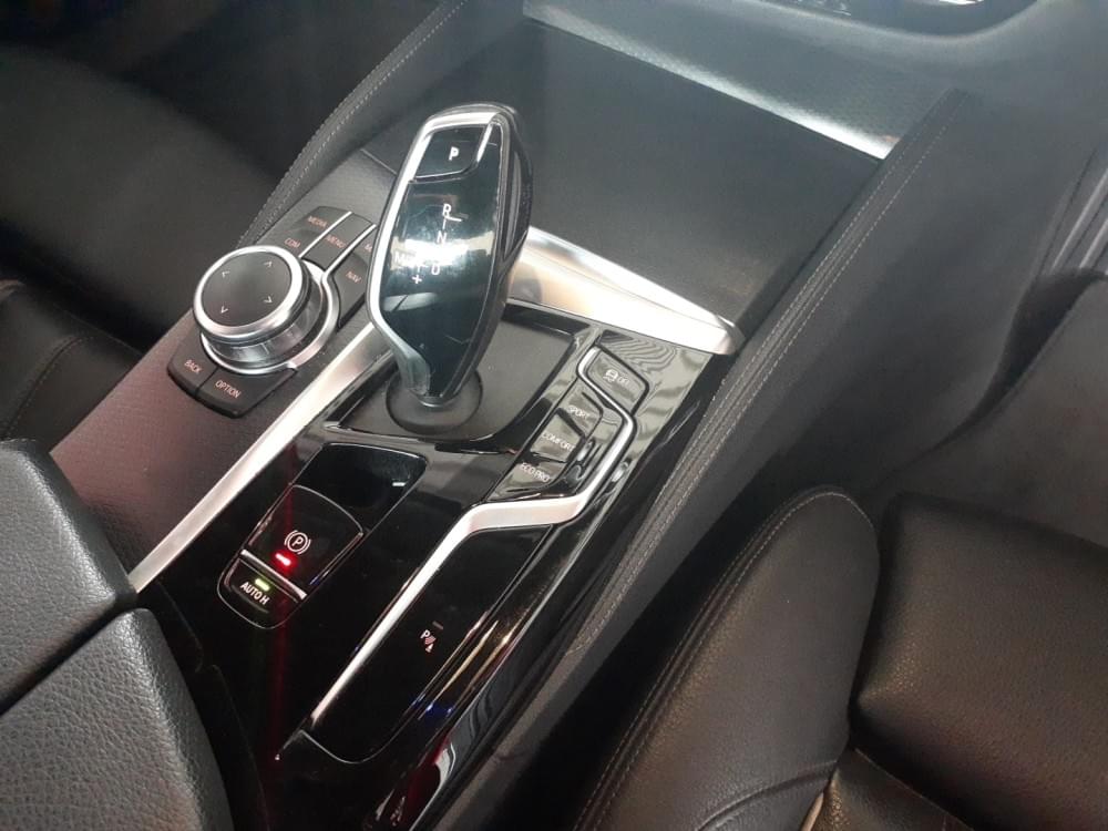 Bmw 5 Series Sedan 520D M Sport Steptronic