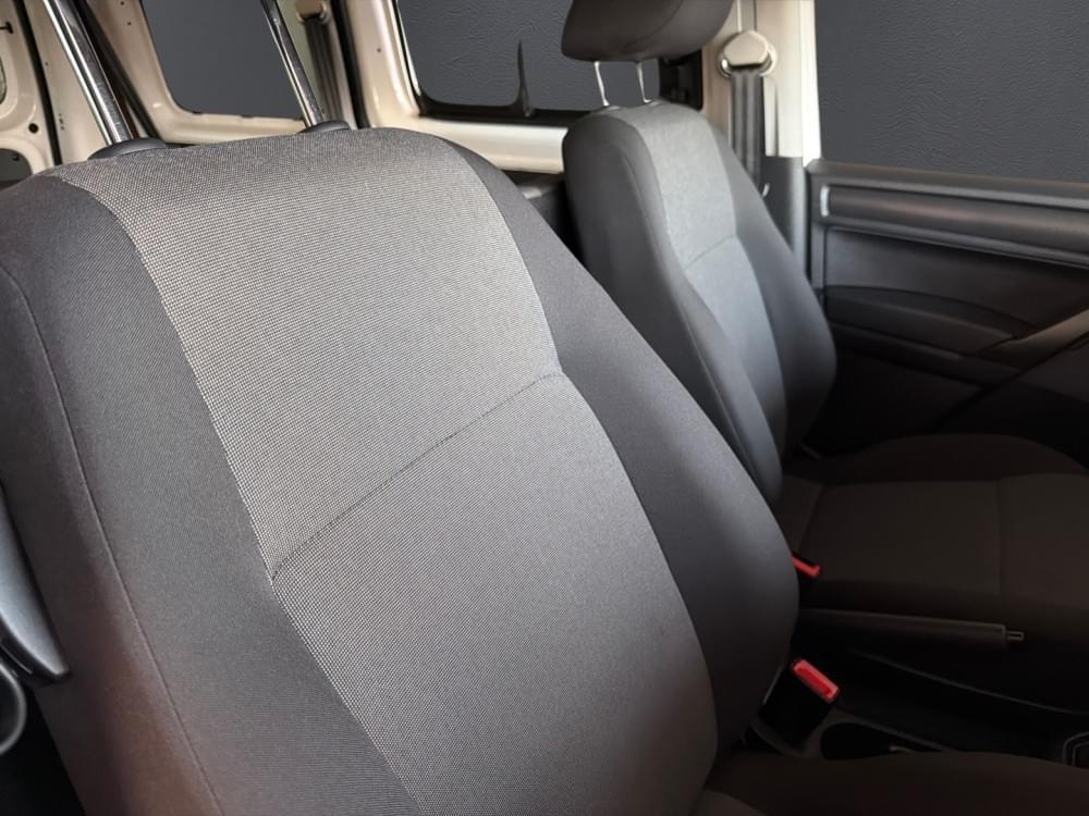 Volkswagen Caddy Crew Bus 1.6I 7 Seater
