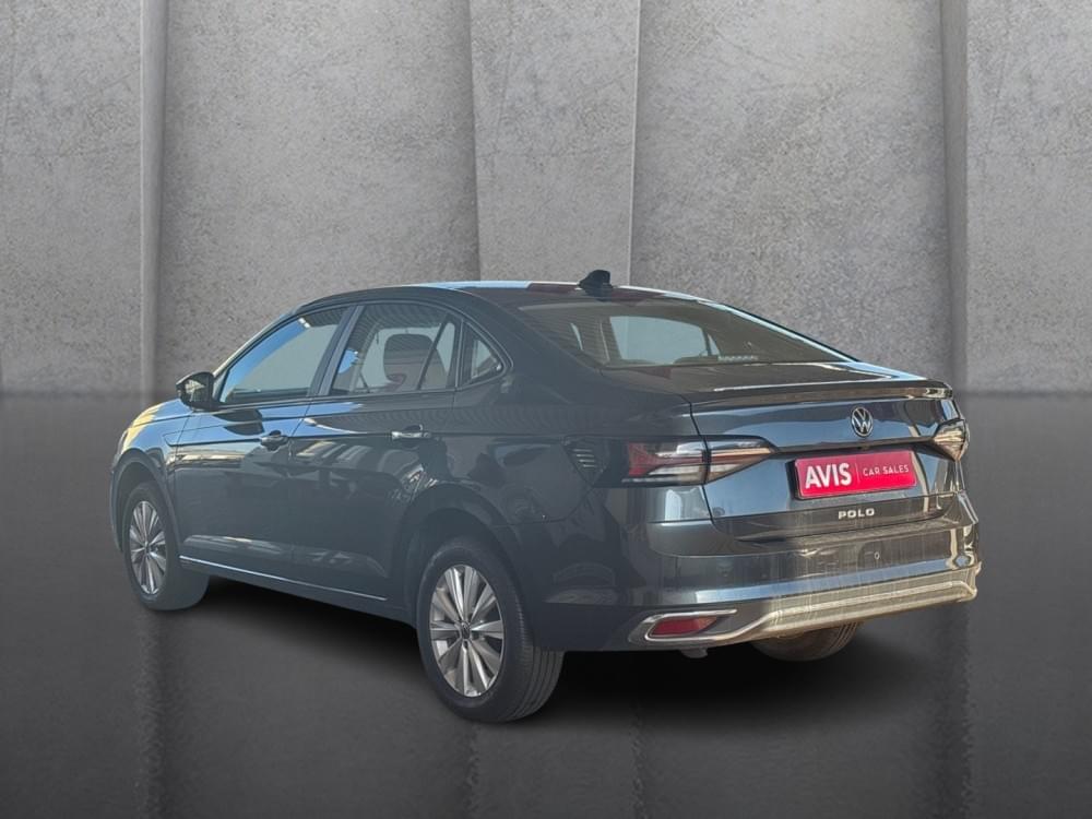 Volkswagen Polo Sedan 1.6 Life