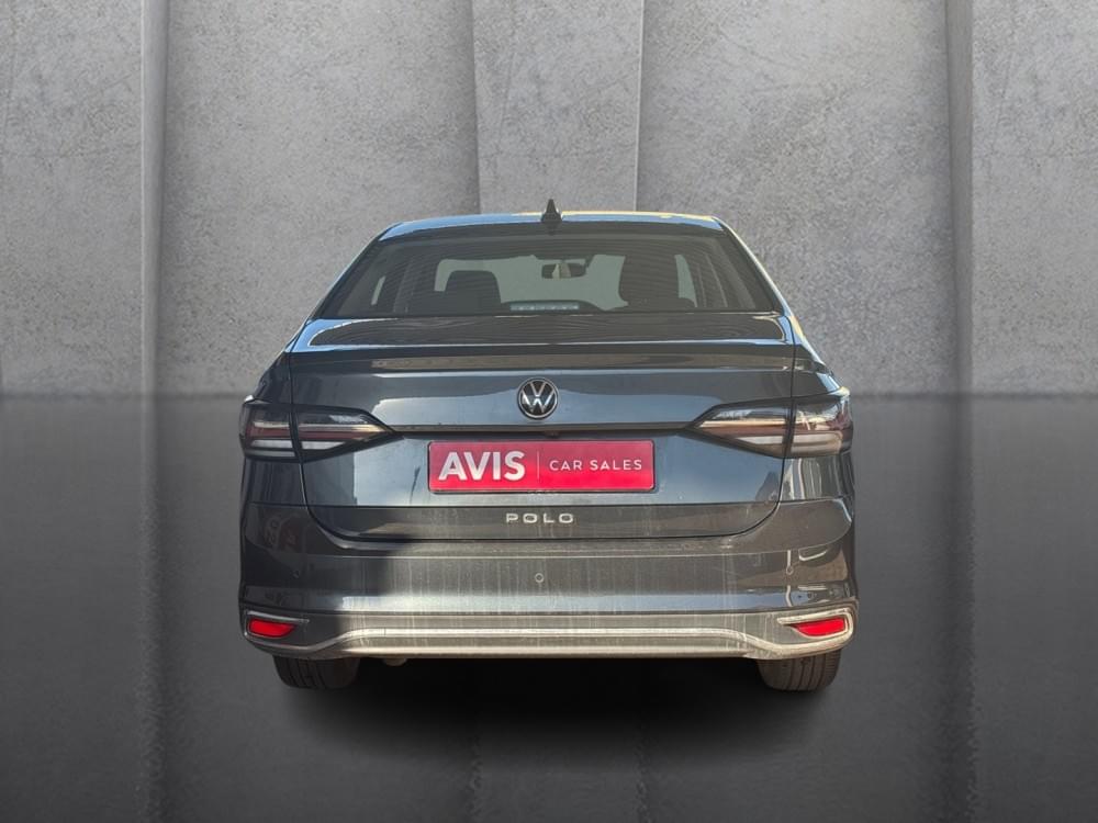 Volkswagen Polo Sedan 1.6 Life