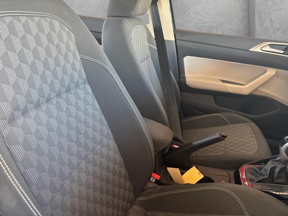 Volkswagen Polo Sedan 1.6 Life