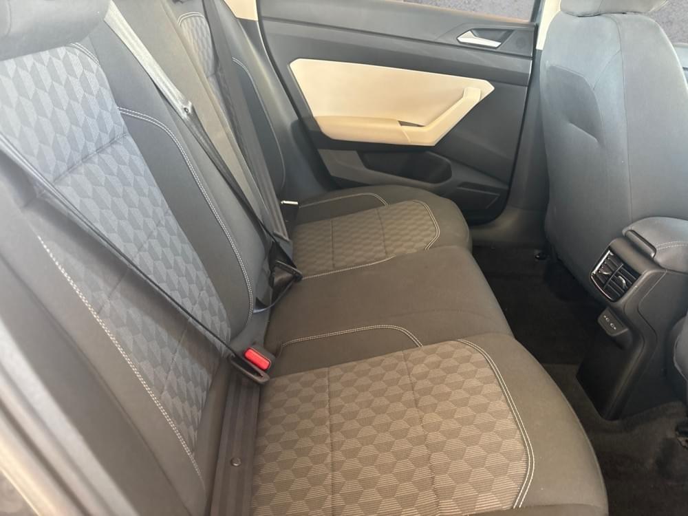 Volkswagen Polo Sedan 1.6 Life