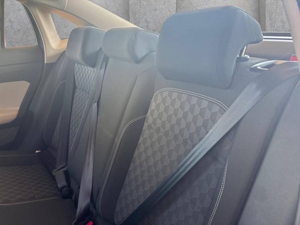 Volkswagen Polo Sedan 1.6 Life