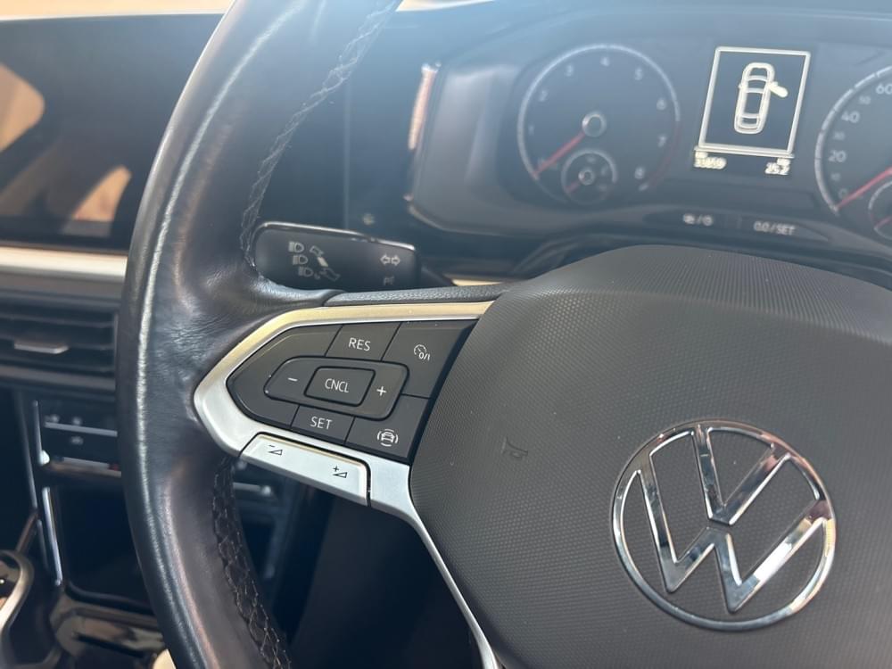 Volkswagen Polo Sedan 1.6 Life