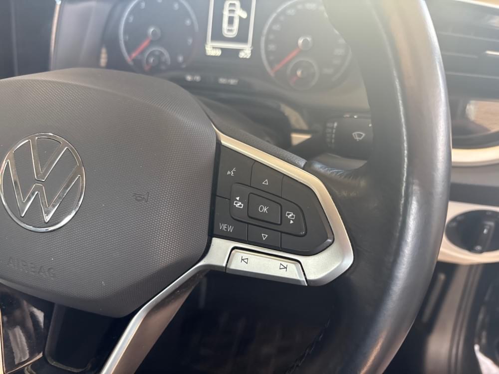 Volkswagen Polo Sedan 1.6 Life