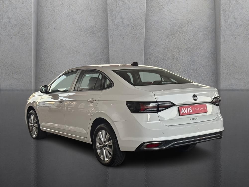 Volkswagen Polo Sedan 1.6 Life Tiptronic