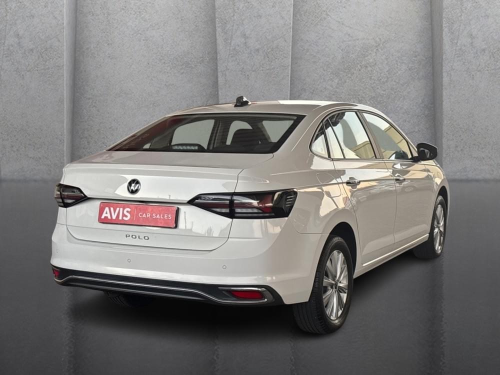 Volkswagen Polo Sedan 1.6 Life Tiptronic