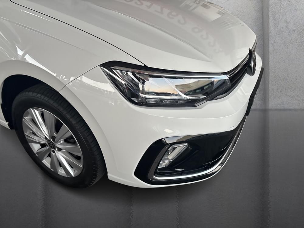 Volkswagen Polo Sedan 1.6 Life Tiptronic