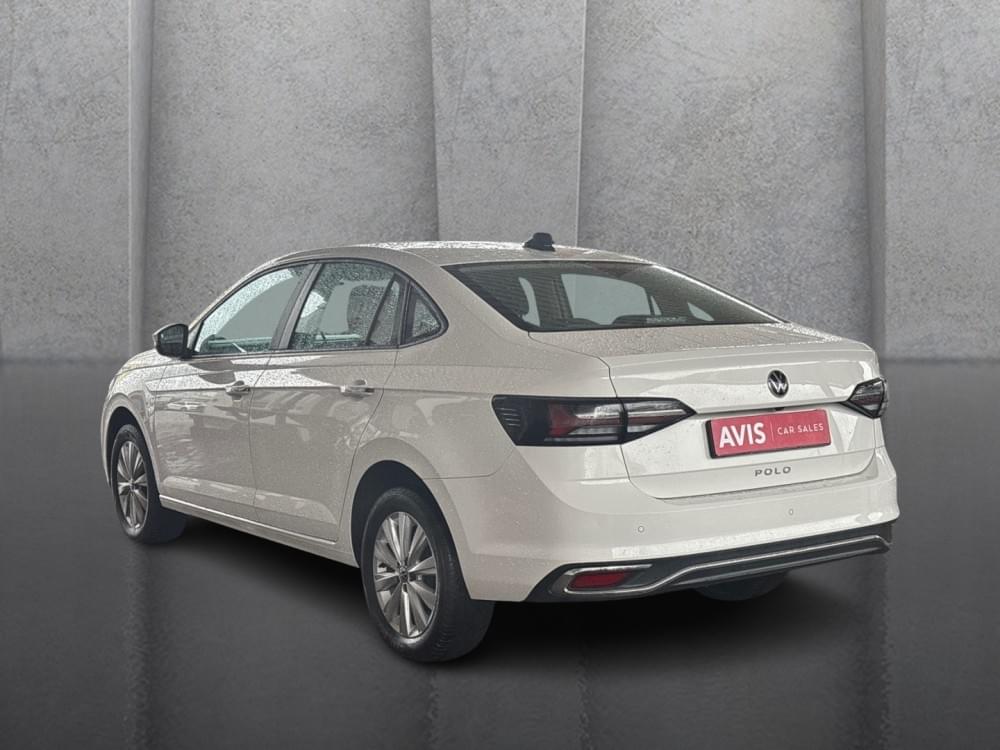 Volkswagen Polo Sedan 1.6 Life Tiptronic