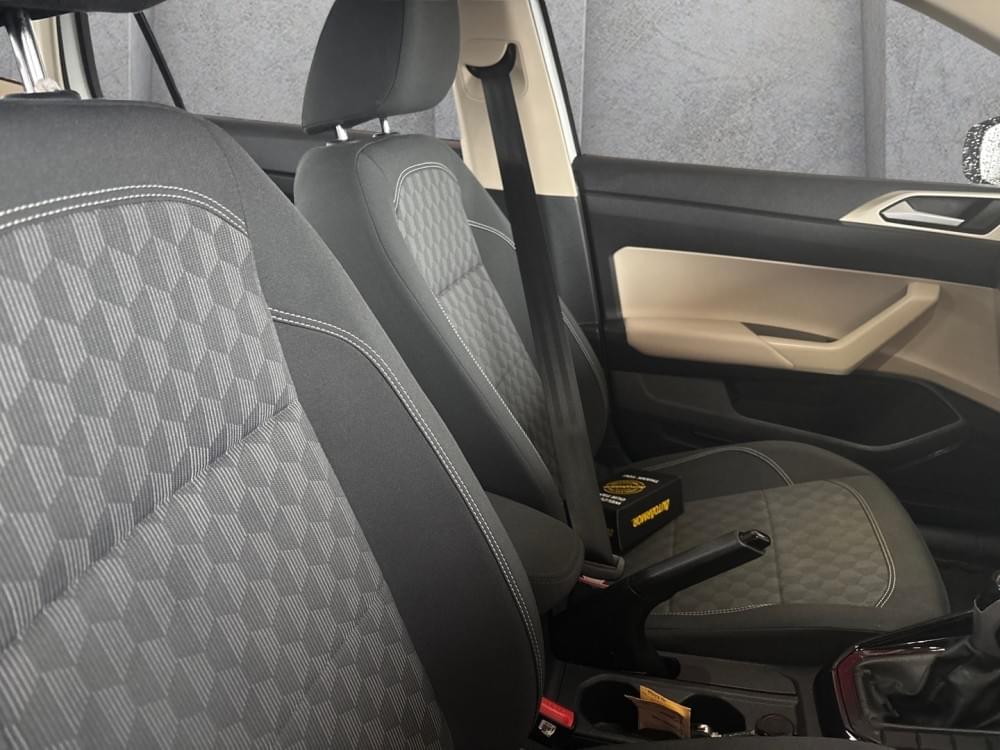 Volkswagen Polo Sedan 1.6 Life Tiptronic