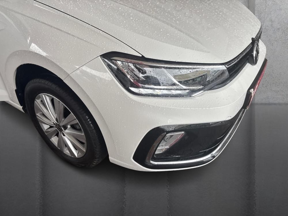 Volkswagen Polo Sedan 1.6 Life Tiptronic
