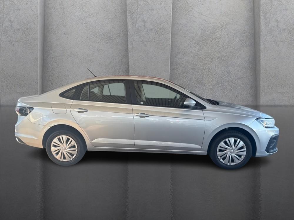 Volkswagen Polo Sedan 1.6 Base
