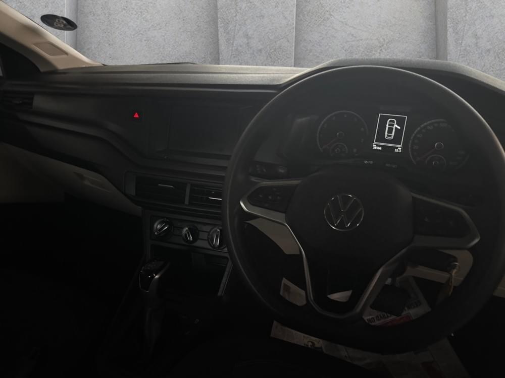 Volkswagen Polo Sedan 1.6 Tiptronic