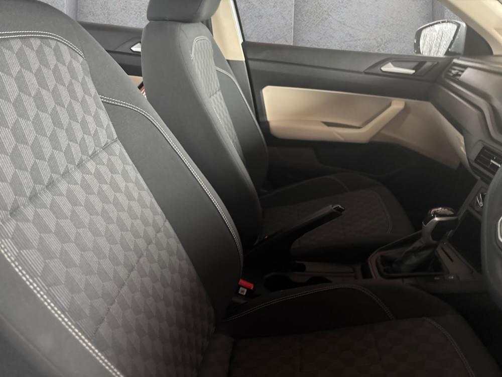 Volkswagen Polo Sedan 1.6 Tiptronic
