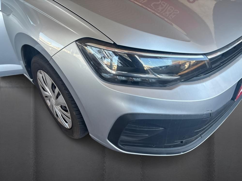 Volkswagen Polo Sedan 1.6 Base